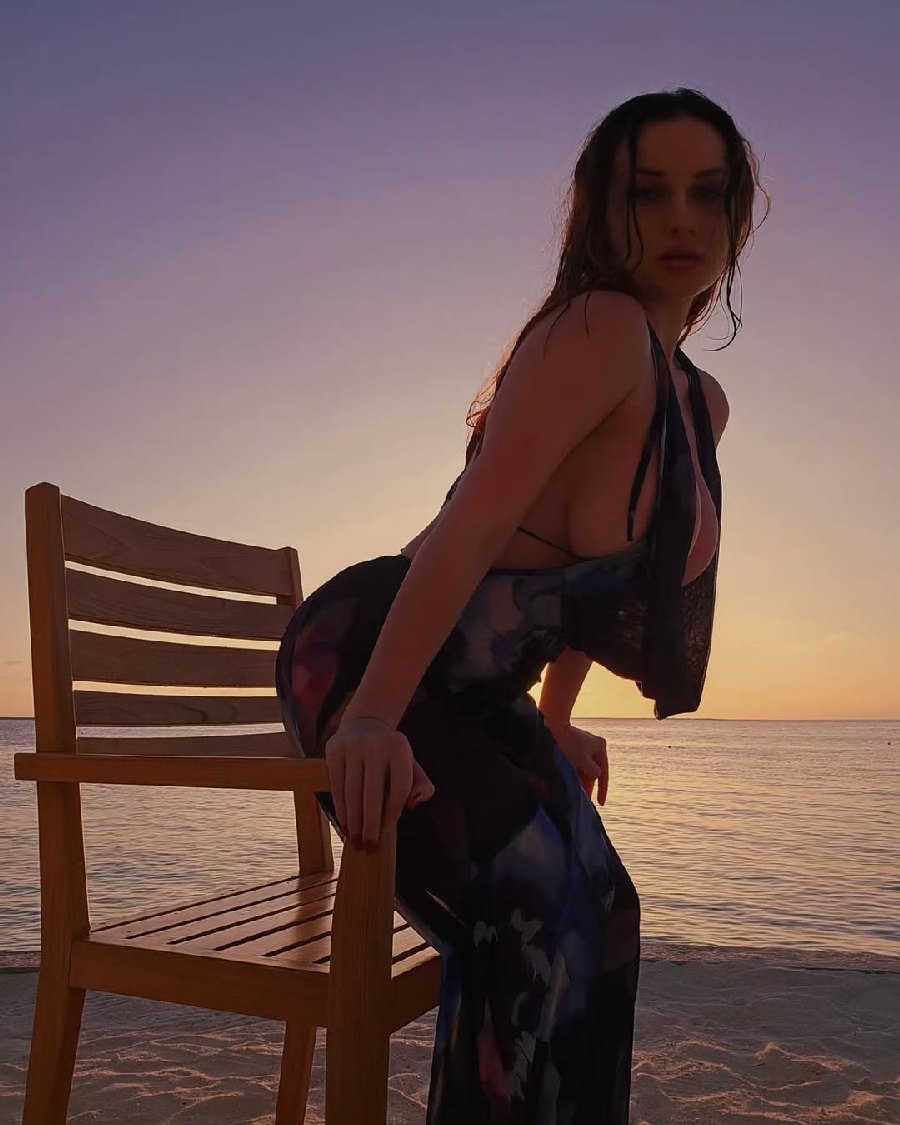 Sexy girl Miranda Faith nude in Bursa