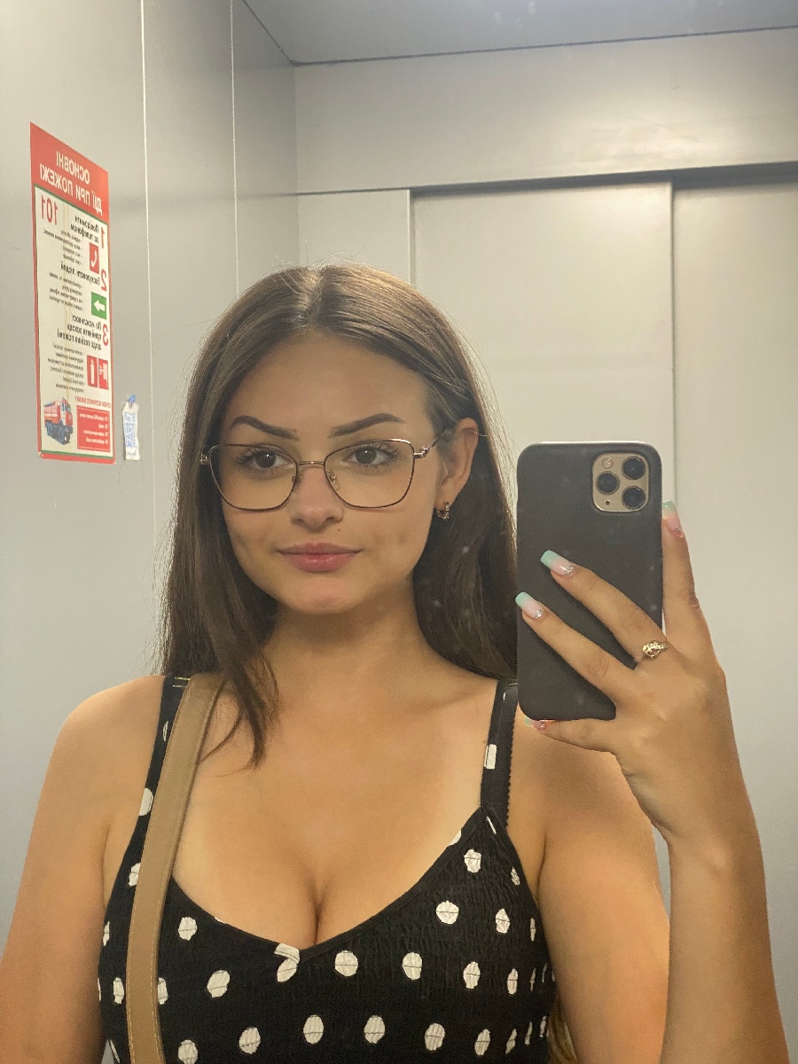 Sexy model Stacy in Bursa